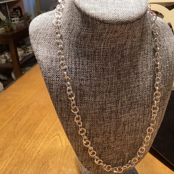 NWOT. Silvertone Circles Necklace 24” - Picture 1 of 6
